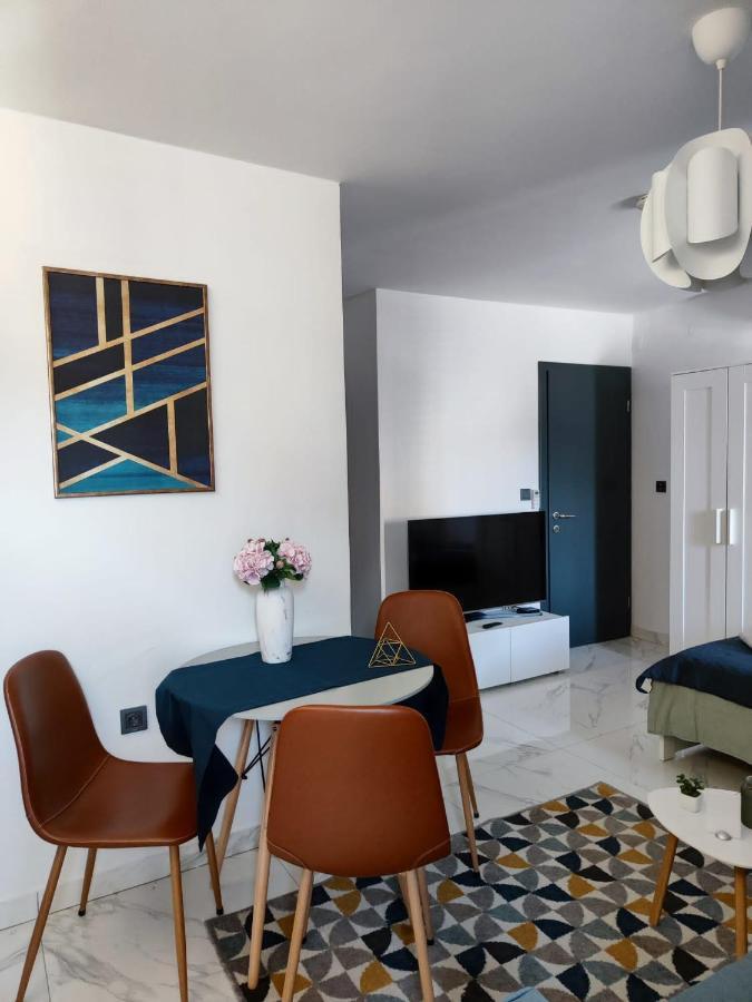 Apartment Augustini ツレス エクステリア 写真
